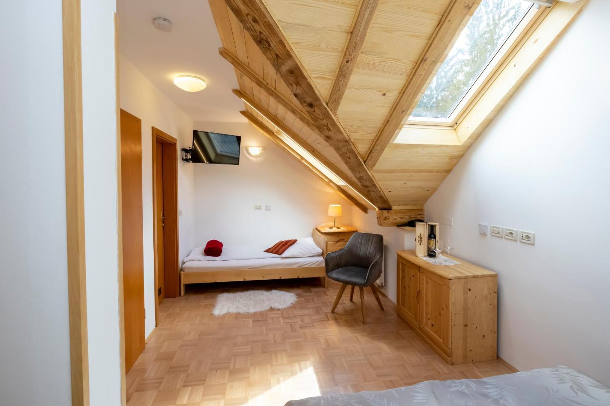 Art Hotel Kristal Bohinj Bagian luar foto