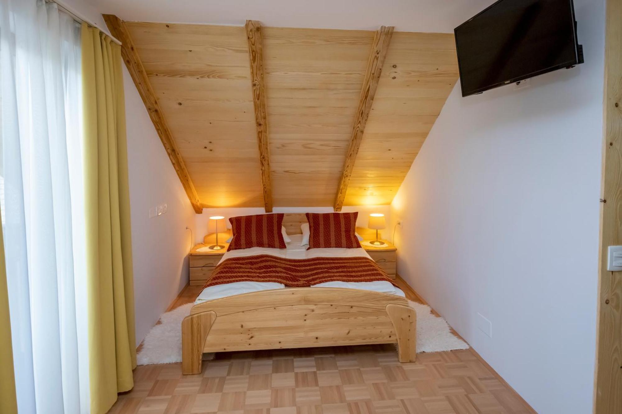 Art Hotel Kristal Bohinj Bagian luar foto