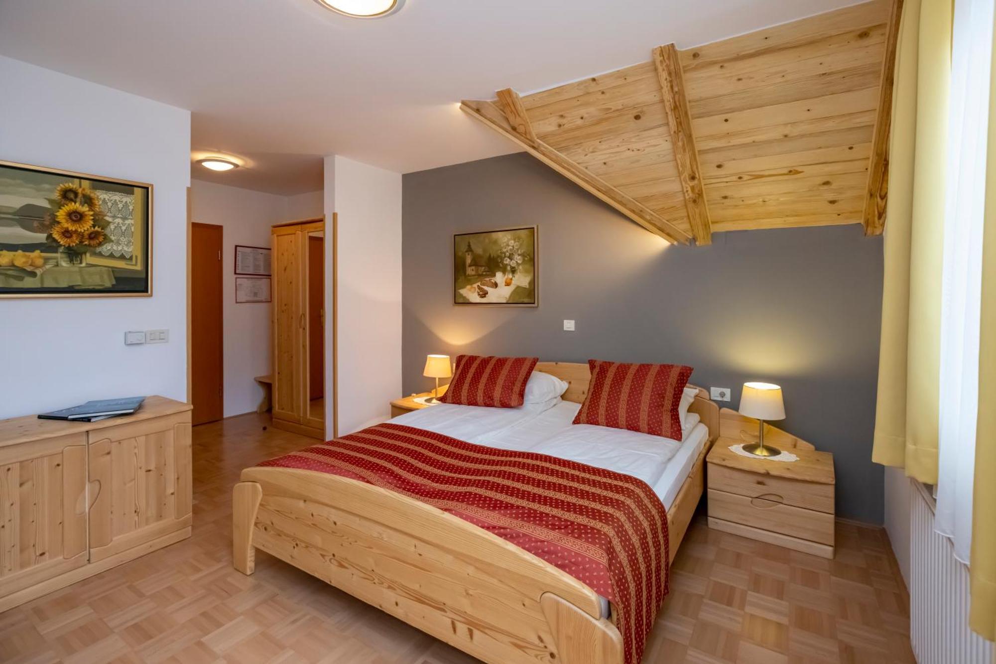Art Hotel Kristal Bohinj Bagian luar foto