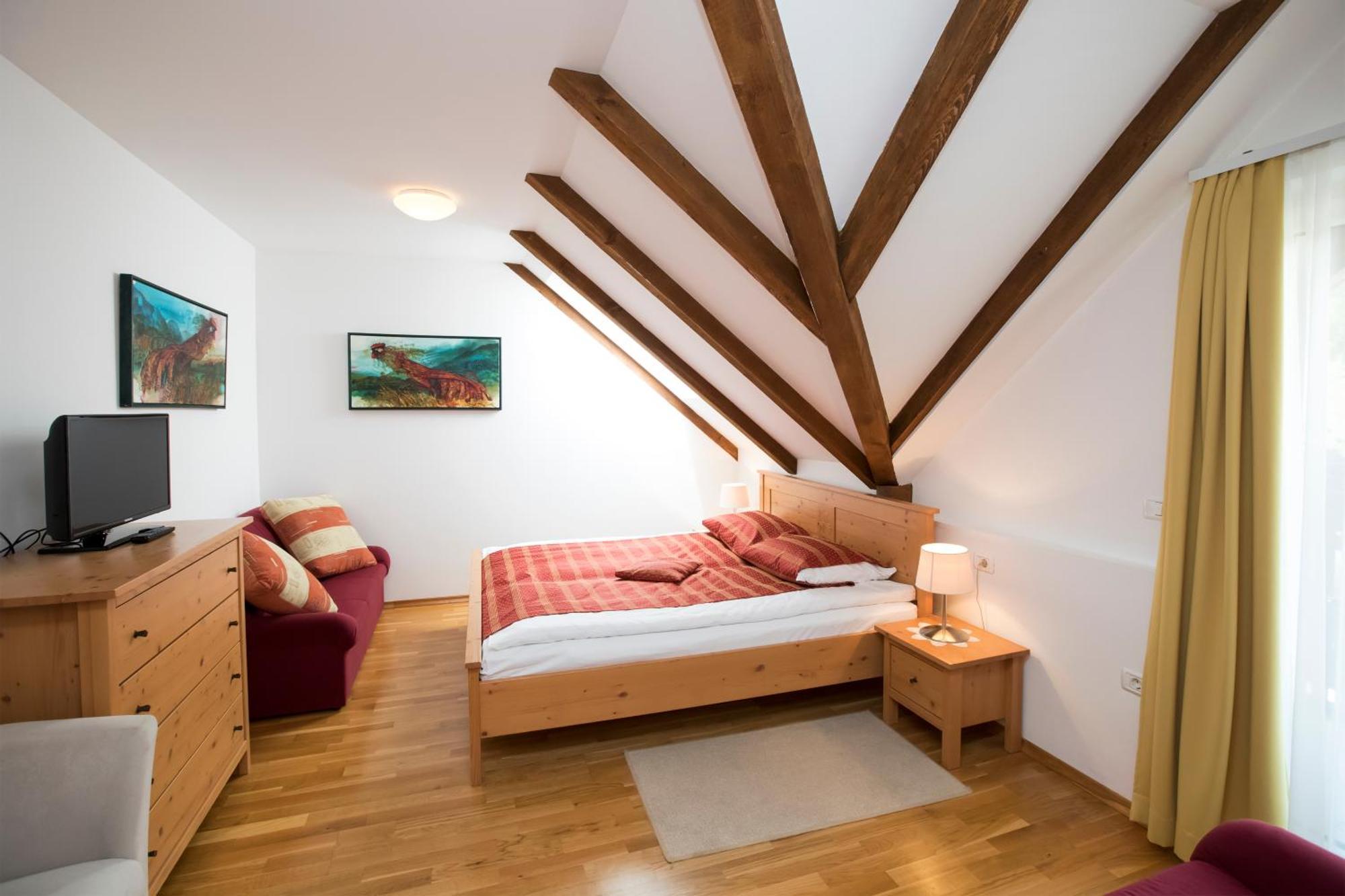 Art Hotel Kristal Bohinj Bagian luar foto